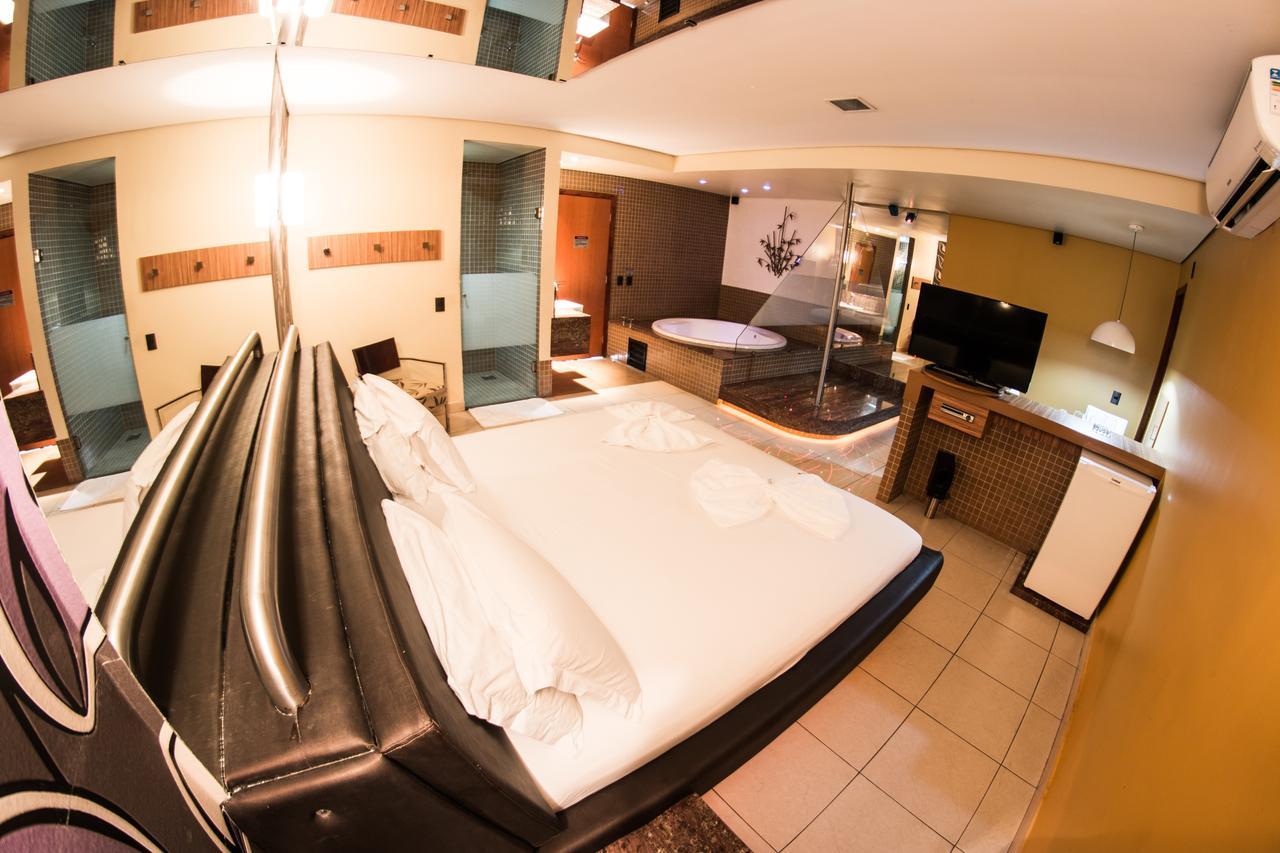 Village Motel (Adults Only) フォルタレザ エクステリア 写真
