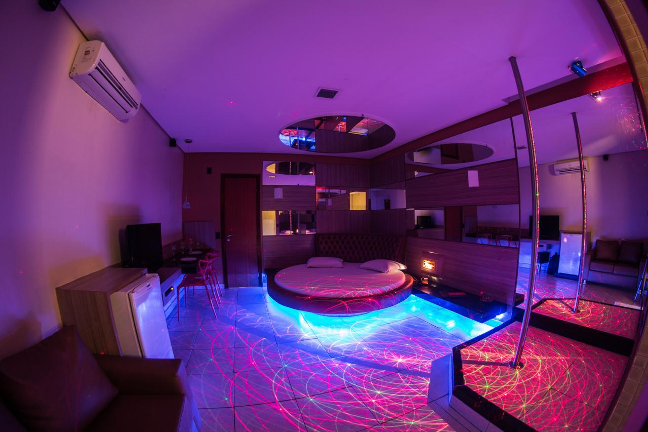 Village Motel (Adults Only) フォルタレザ エクステリア 写真