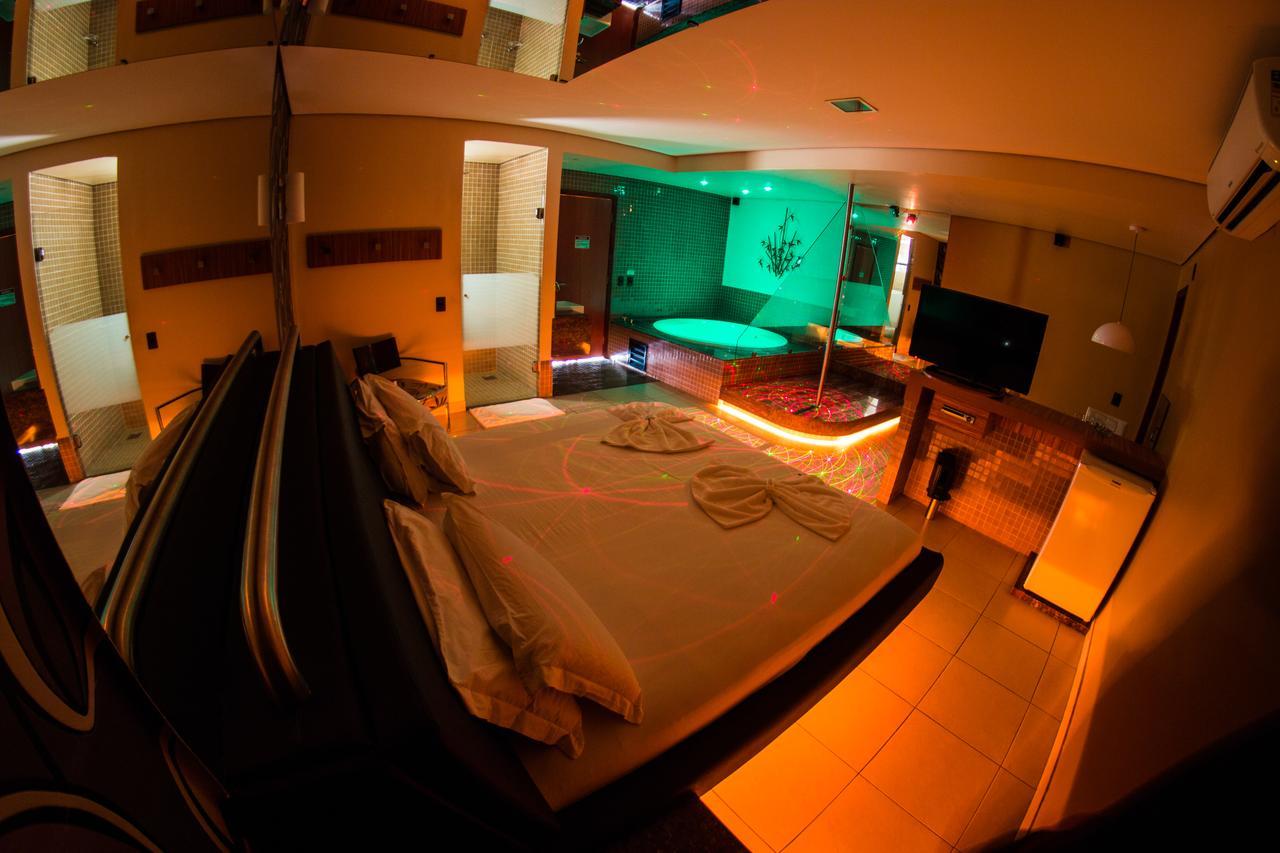 Village Motel (Adults Only) フォルタレザ エクステリア 写真